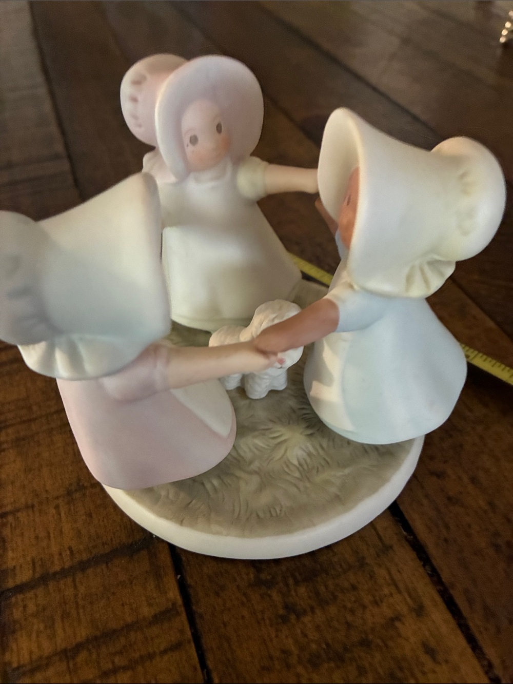 Porcelain Girls Holding Hands Figurine - Pastel White & Pink